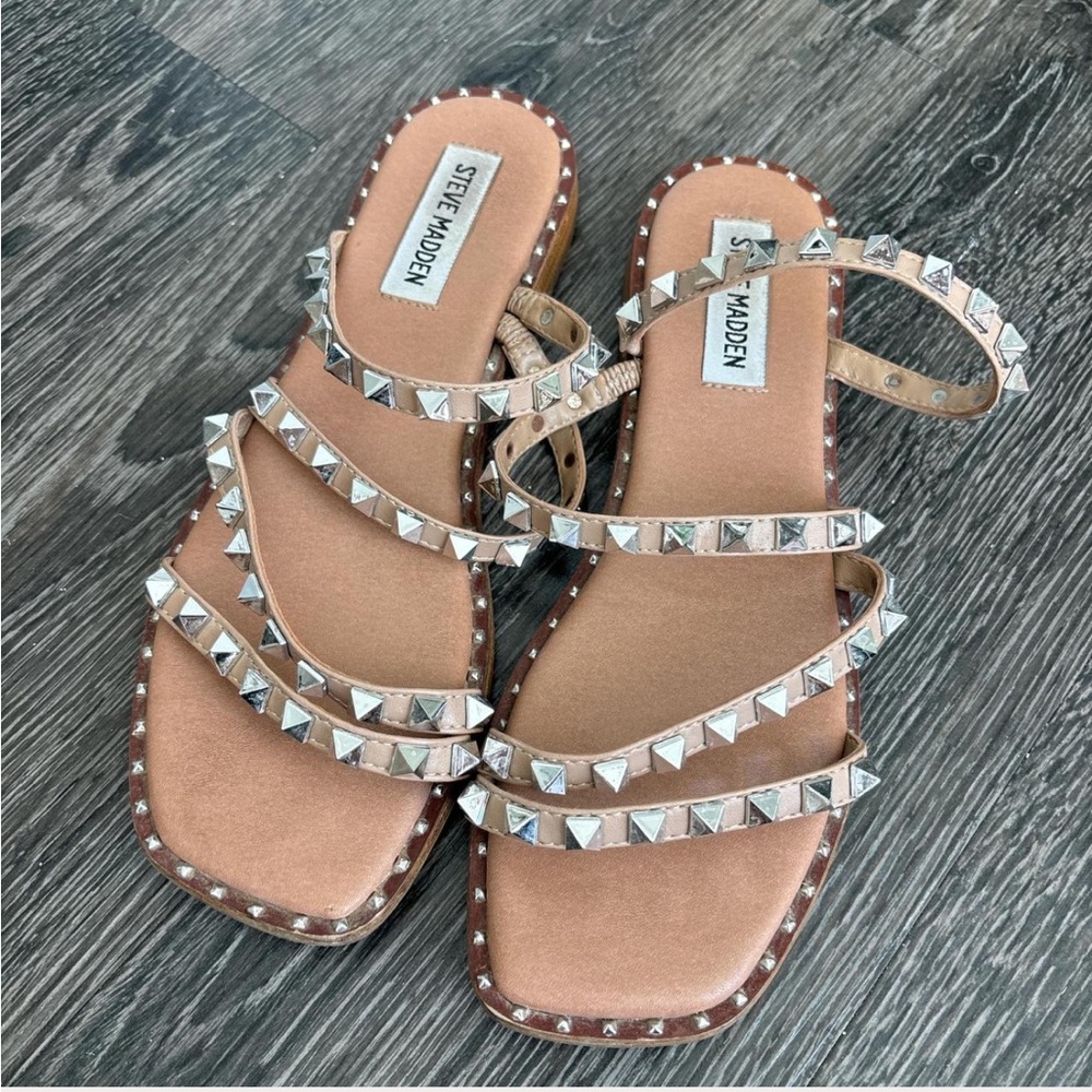 Steve Madden studded sandals size 7